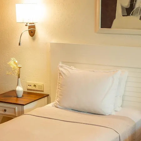 Kimera Lounge Boutique & 2* Çıralı